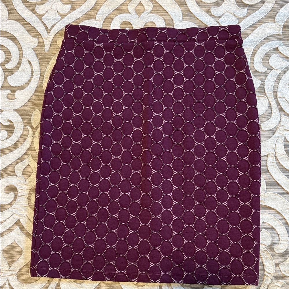 Leota Burgundy Circle Pattern Pencil Skirt